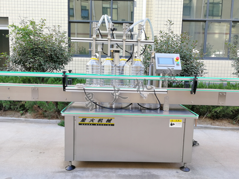 江蘇食品包裝機(jī)械中有能定量灌裝食用油的機(jī)器嗎？