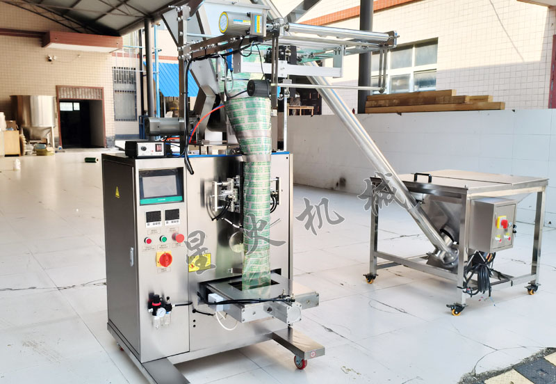 南京大袋立式紅棗粉包裝機(jī)多樣化包裝方案——自動(dòng)上料包裝切袋
